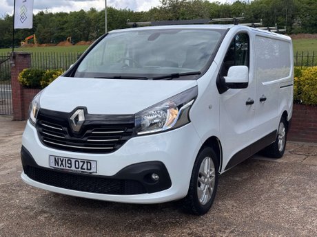 Renault Trafic 1.6 Trafic SL27 Sport Nav dCi 42