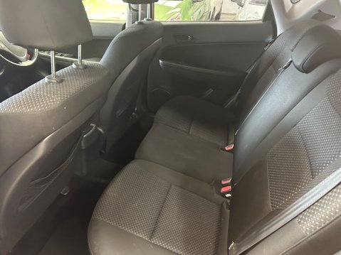Hyundai i30 EDITION 12