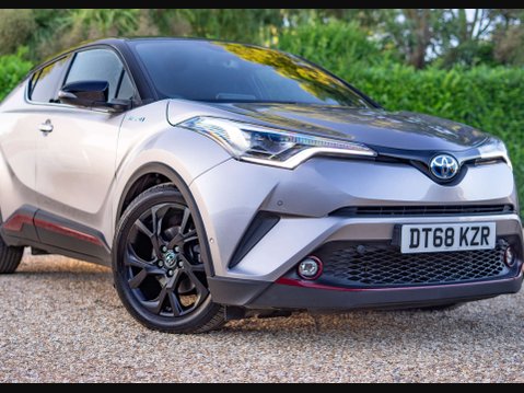 Toyota C-HR 1.8 C-HR-Dynamic HEV CVT 5dr 33