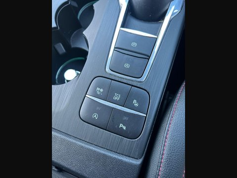 Ford Focus 1.5 EcoBlue ST-Line X Auto Euro 6 (s/s) 5dr 27