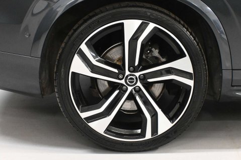 Volvo XC90 2.0 XC90 R-Design Pro B5 MHEV AWD Auto 4WD 5dr 19