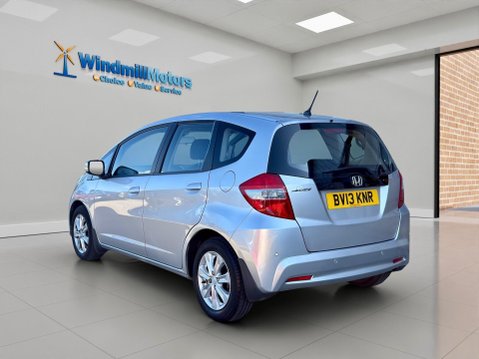 Honda Jazz 1.4 i-VTEC ES CVT Euro 5 5dr 5