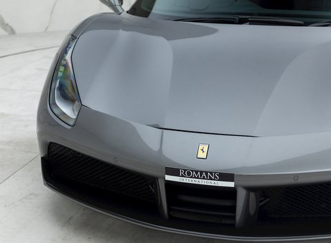 Ferrari 488 GTB 18