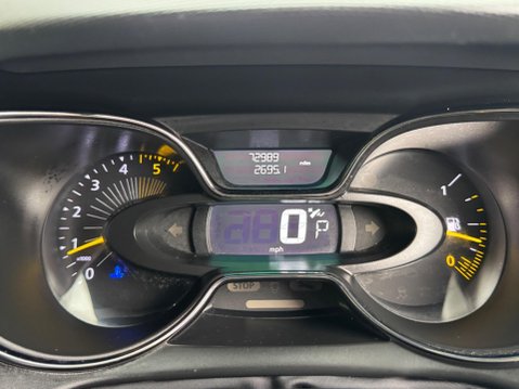 Renault Captur 1.5 dCi ENERGY Dynamique S Nav Auto Euro 6 (s/s) 5dr 26