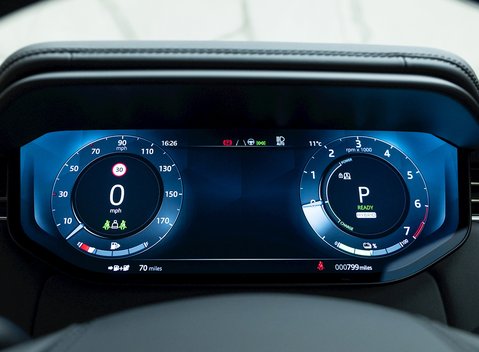 Land Rover Range Rover Sport P510e First Edition 17