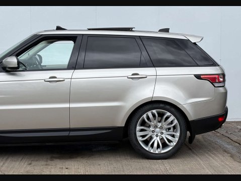 Land Rover Range Rover Sport 3.0 Range Rover Sport HSE SDV6 Auto 4WD 5dr 58
