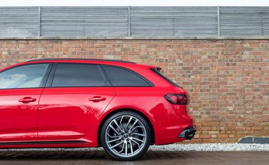 Audi RS4 Avant Vorsprung 30