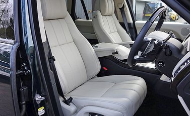 Land Rover Range Rover 4.4 SDV8 Autobiography 4