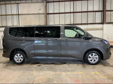 Ford Transit Custom 340 LIMITED ECOBOOST KOMBI 4