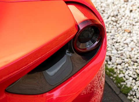 Ferrari 488 GTB 26