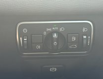 Volvo XC60 (Sold) 2.0 D4 R-Design Nav SUV 5dr Diesel Auto Euro 6 (s/s) (190 ps) 15