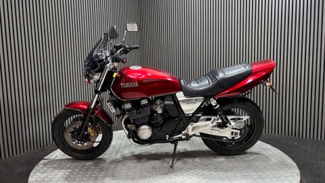 Yamaha XJR 1999 RUNNING PROJECT BIKE 28K RARE 400CC A2 CLASSIC 16
