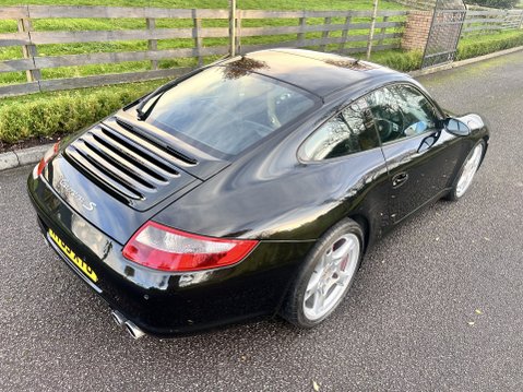 Porsche 911 CARRERA 2 S 13