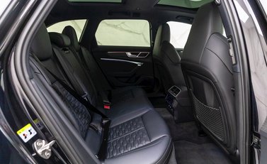 Audi RS6 Avant Vorsprung 13