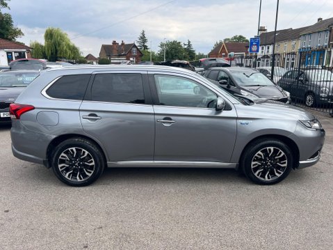 Mitsubishi Outlander 2.0h 12kWh 4hs CVT 4WD Euro 6 (s/s) 5dr 7