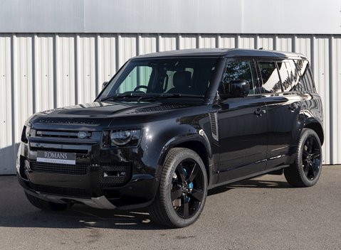 Land Rover Defender 110 V8 6