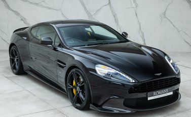 Aston Martin Vanquish S 8