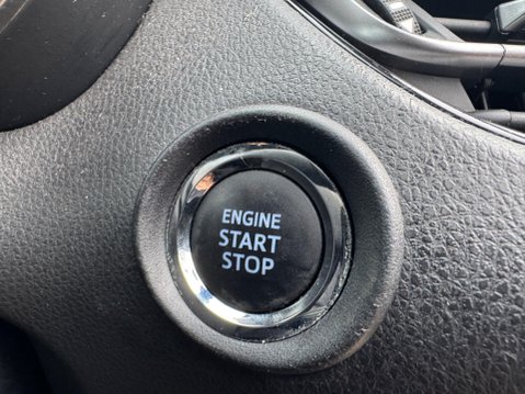 Toyota C-HR 1.2 VVT-i Dynamic Euro 6 (s/s) 5dr 38