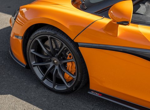 McLaren 570S Spider 27