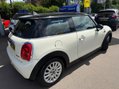 Mini Hatch 1.5 Cooper Euro 6 (s/s) 3dr 14