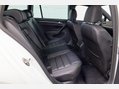 Volkswagen Golf 2.0 TSI R DSG 4Motion Euro 6 (s/s) 5dr 29