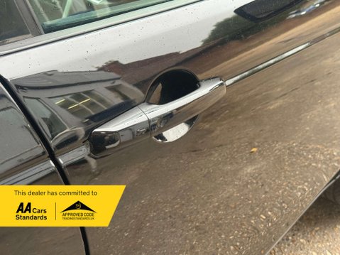 Land Rover Discovery Sport 2.0 Discovery Sport Black HSE TD4 Auto 4WD 5dr 20