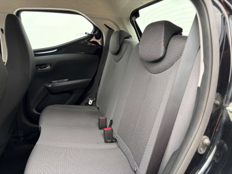Toyota Aygo 1.0 Aygo X-Play TSS VVT-i 5dr 42