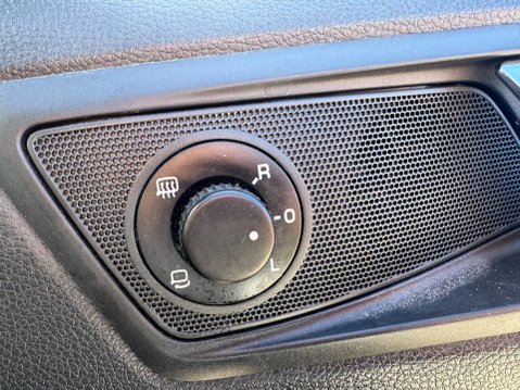 Skoda Yeti 2.0 TDI Elegance 4WD Euro 5 5dr 19