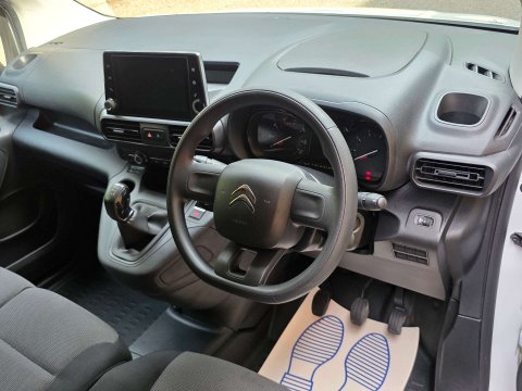 Citroen Berlingo 1.5 Berlingo 1000 Enterprise Blue HDi S/S 32