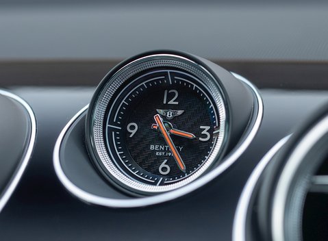 Bentley Bentayga V8 19