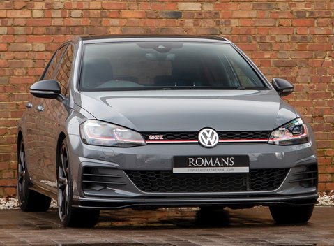 Volkswagen Golf GTI TCR 1