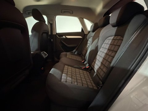 Audi Q3 TDI SE 19