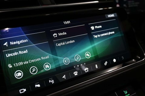 Land Rover Range Rover Velar R-DYNAMIC HSE 32