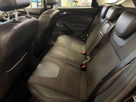 Ford Focus 2.0 TDCi Titanium X Powershift Euro 5 5dr 12