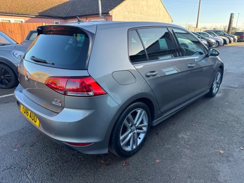 Volkswagen Golf R-LINE TSI ACT BLUEMOTION TECHNOLOGY 2