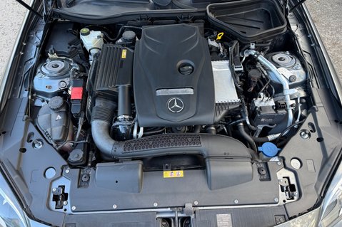 Mercedes-Benz SLC SLC 200 AMG LINE - AIRSCARF -9 MERCEDES SERVICES -HEATED SEATS -PAN ROOF 46