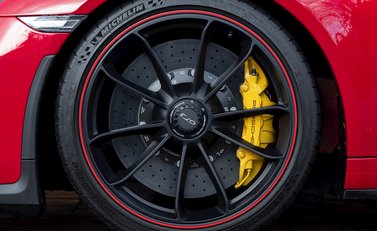 Porsche 911 (991.2) GT3 10