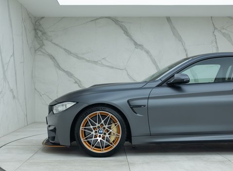 BMW M4 GTS 57