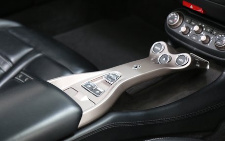 Ferrari California V8 - Daytona Style Seats, Shields and More 31