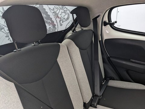 Citroen C1 PURETECH FLAIR 17