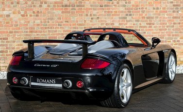 Porsche Carrera GT 7