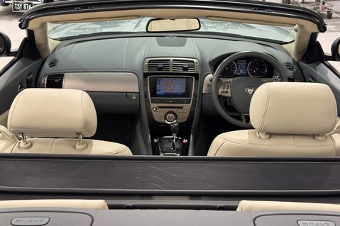 Jaguar XK 4.2 V8 Convertible 20