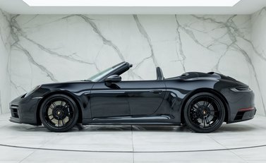 Porsche 911 Carrera GTS Cabriolet (992) 2