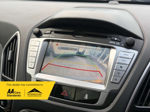 Hyundai ix35 2.0 ix35 Premium 4WD CRDi 134 4WD 5dr 50