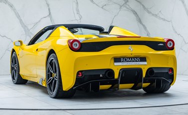 Ferrari 458 Speciale Aperta 12