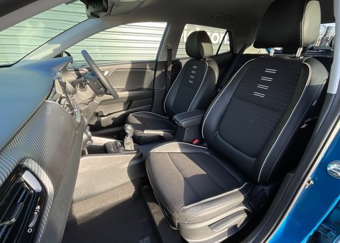 Kia Stonic 1.0 T-GDi 48V GT-Line S 8