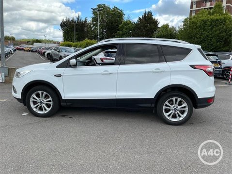 Ford Kuga 2.0 TDCi Titanium Euro 6 (s/s) 5dr 9