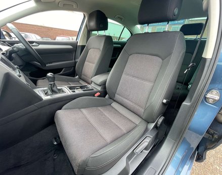 Volkswagen Passat 2.0 Passat SE Business TDI BlueMotion Technology 4dr 59