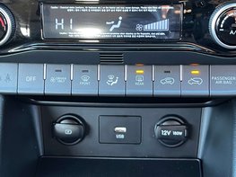 Hyundai KONA 1.6 Kona SE Connect GDi HEV Semi-Auto 5dr 47