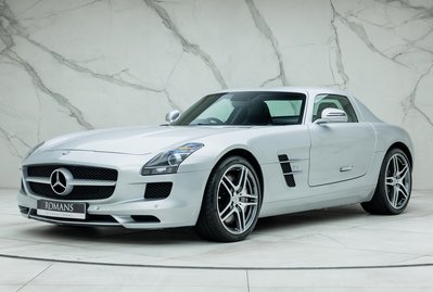Mercedes-Benz SLS AMG